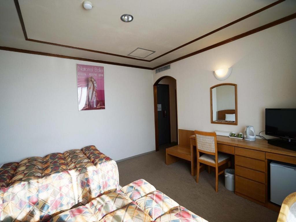 Neyagawa Trend Hotel Ōsaka Exterior foto